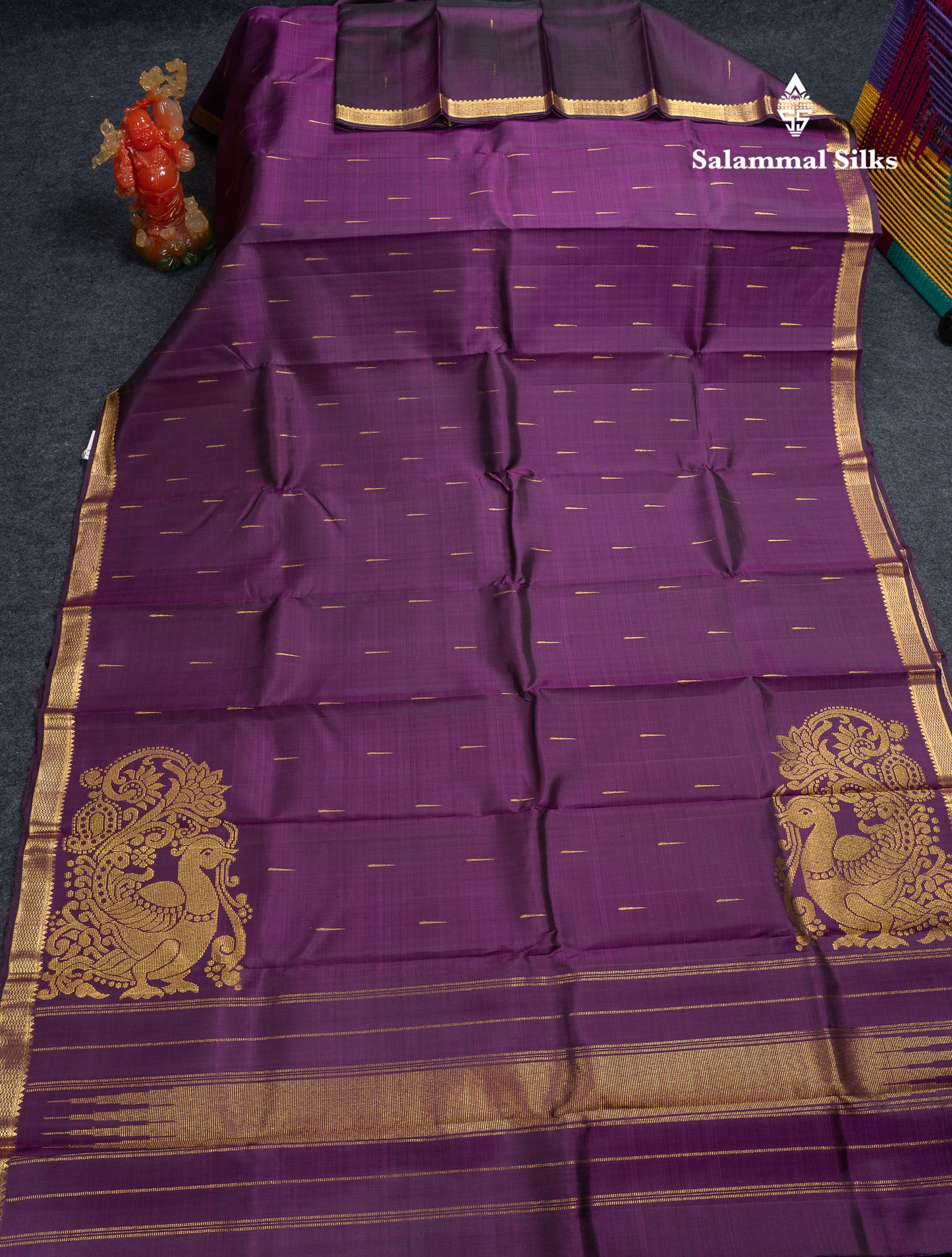 Beautiful Dark Purple Pure Kanjivaram Silk Saree With Traditional Small Border