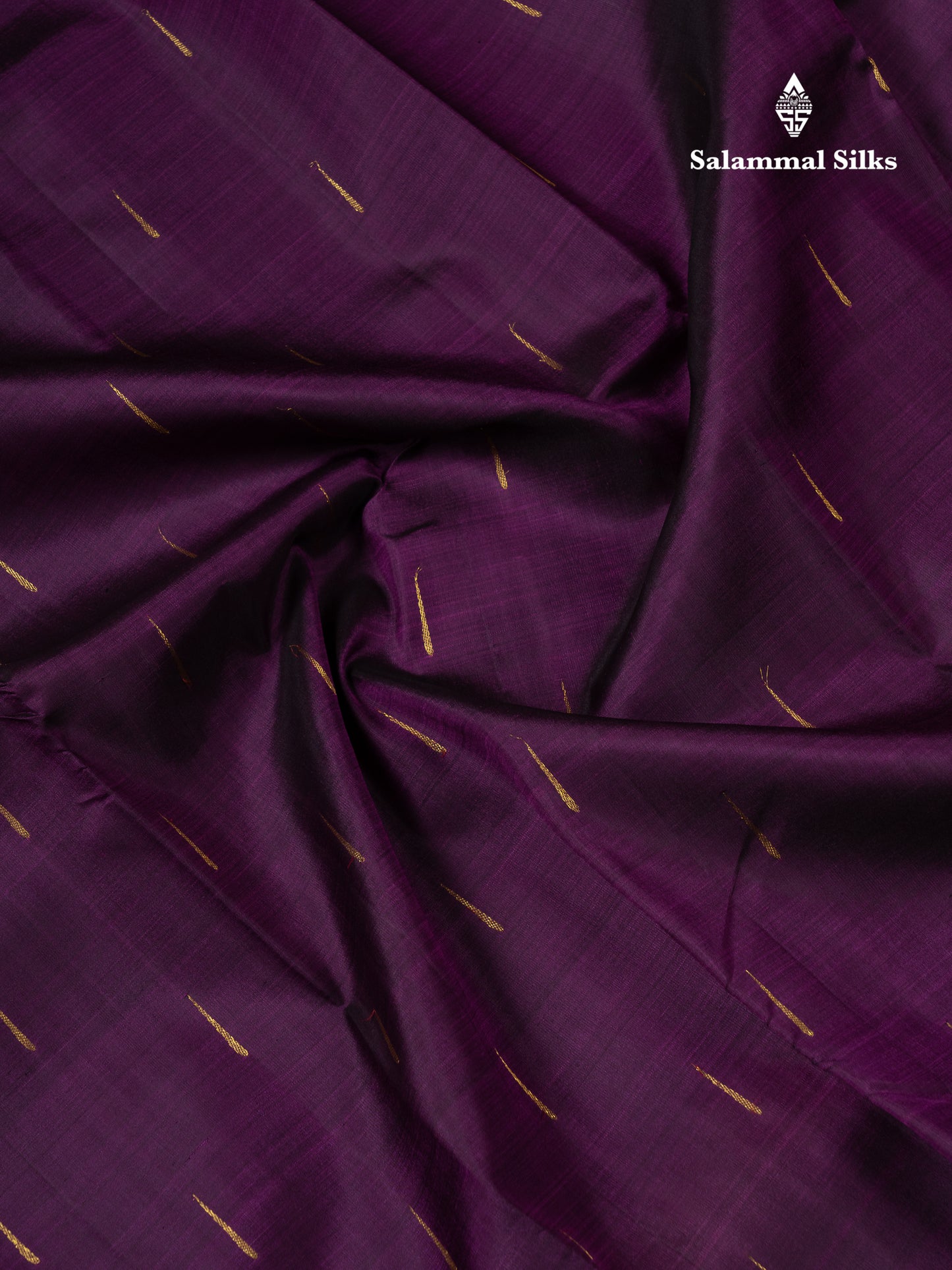 Beautiful Dark Purple Pure Kanjivaram Silk Saree With Traditional Small Border