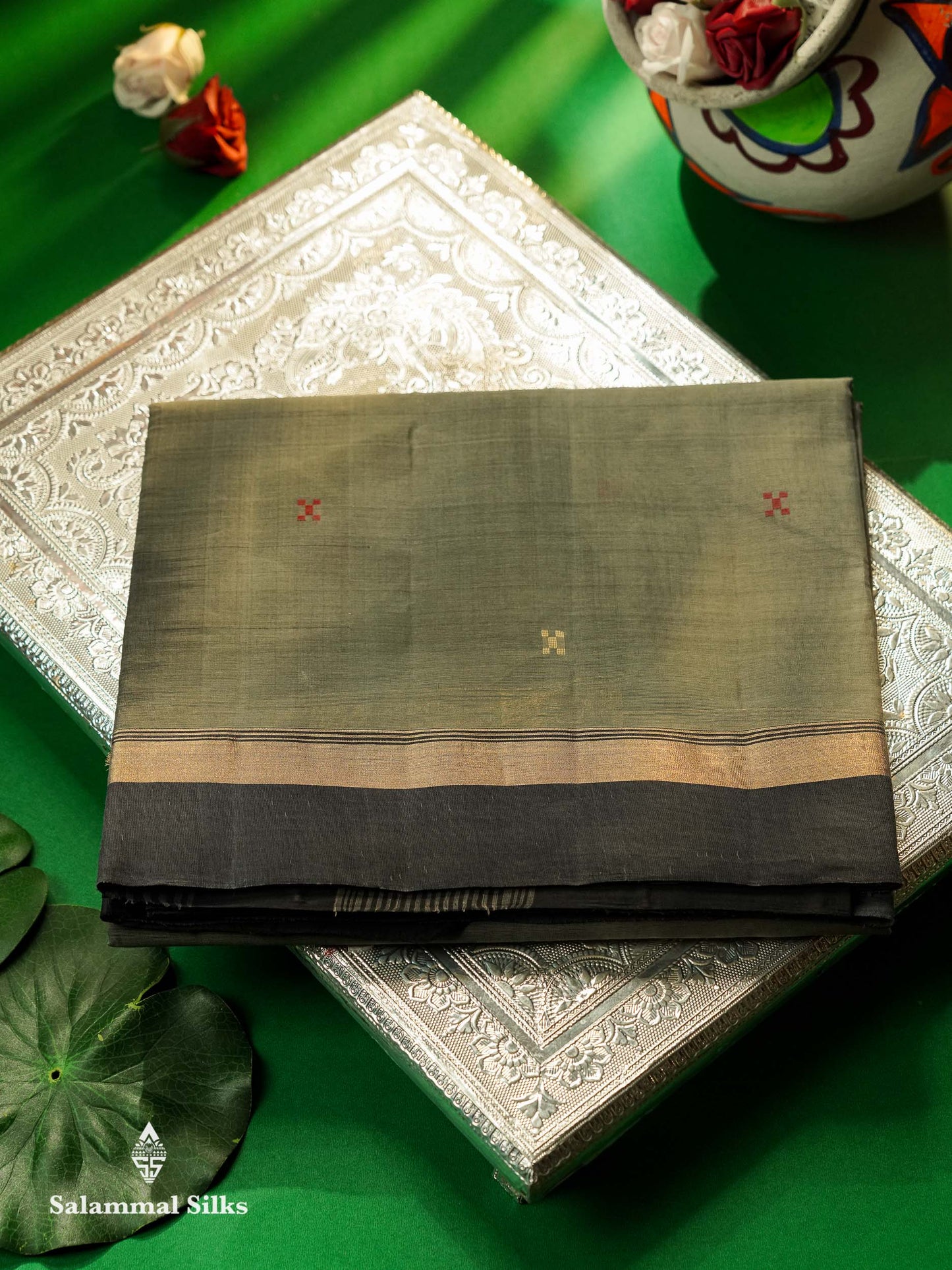 Beautiful Grey Thread Work Butta Handloom Pure Cotton Saree With Contrast Black Blouse