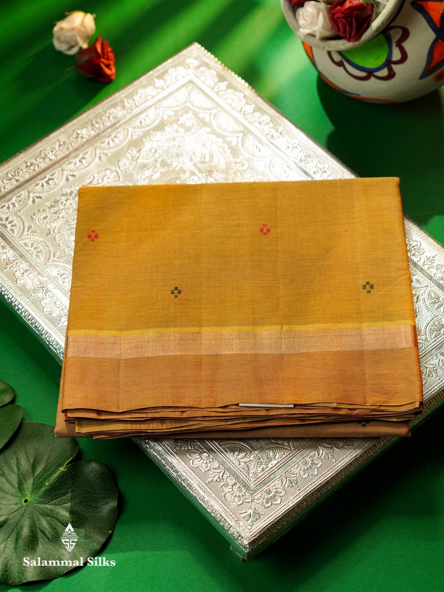 Beautiful Grey Thread Work Butta Handloom Pure Cotton Saree With Contrast Black Blouse