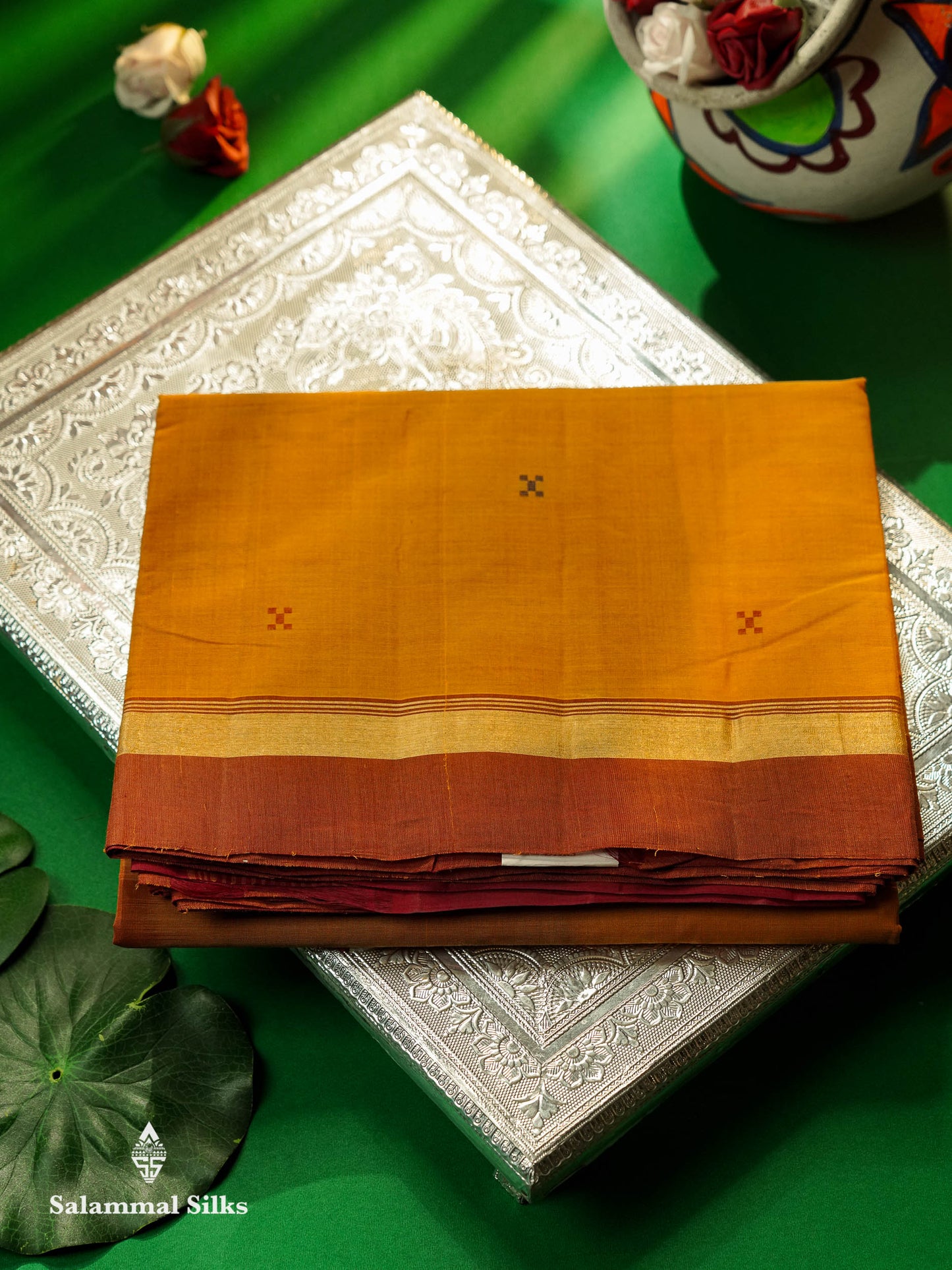 Beautiful Grey Thread Work Butta Handloom Pure Cotton Saree With Contrast Black Blouse