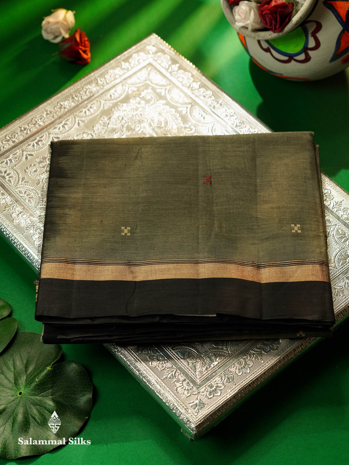 Beautiful Grey Thread Work Butta Handloom Pure Cotton Saree With Contrast Black Blouse