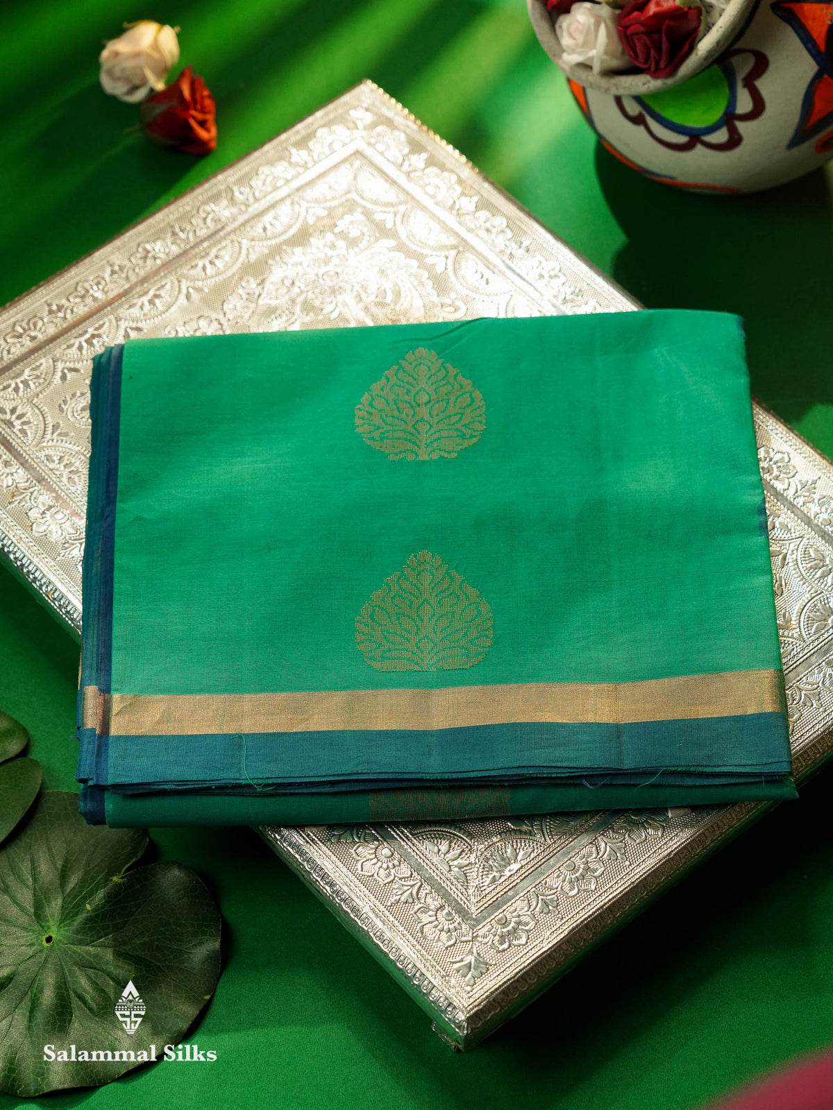 Beautiful Sapphire Green Thread Work Butta Handloom Pure Cotton Saree With Contrast Blue Blouse