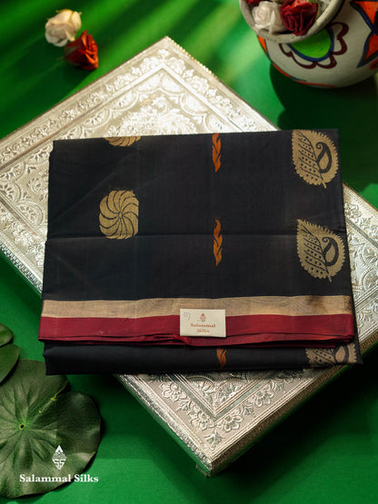 Beautiful Navy Blue Thread Work Butta Handloom Pure Cotton Saree With Contrast Wine Blouse