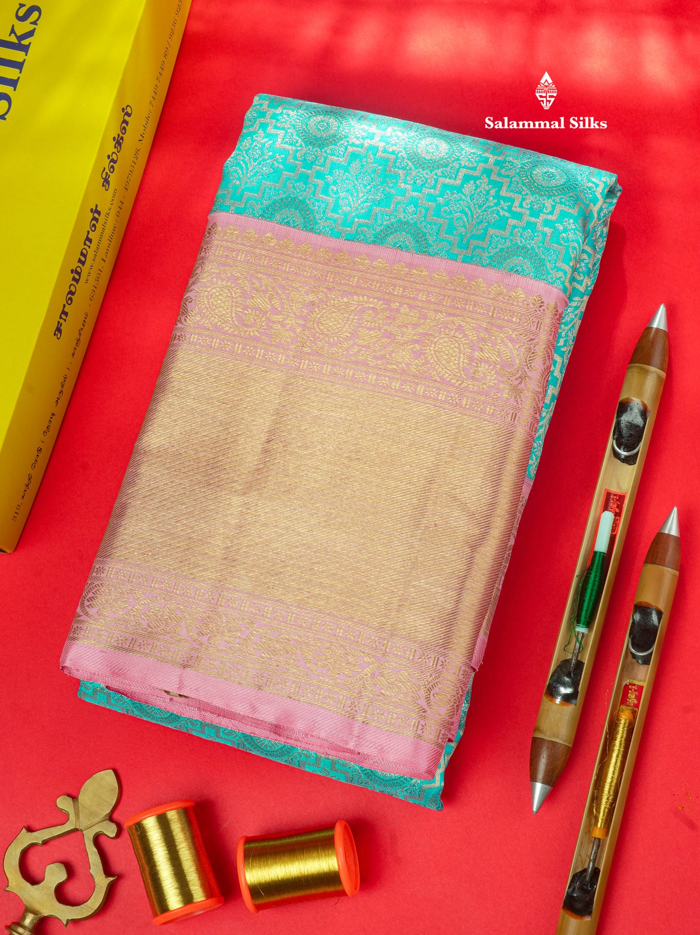 Sky Blue Pure Kanjivaram Silk Saree 3G Zari with Contrast Baby Pink Border