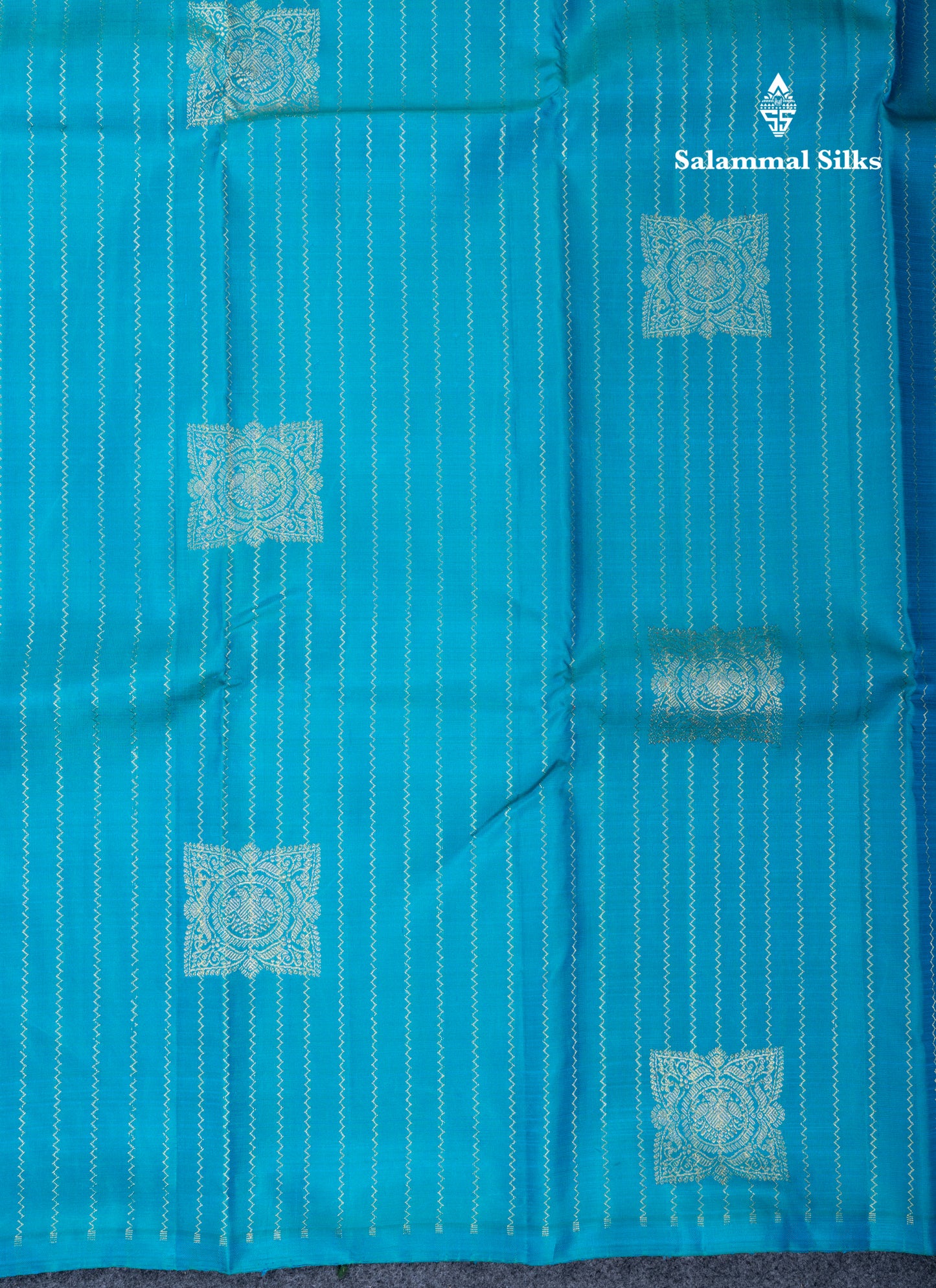 Dual Tone Peacock Blue Fancy Pure Kanjivaram Silk Saree With Contrast Royal Blue Blouse
