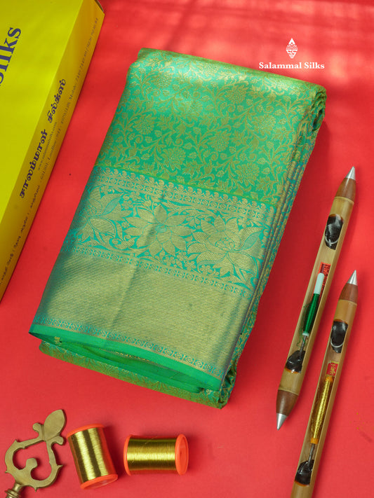 Parrot Green Pure Kanjivaram 2G Zari Silk Saree With Contrast Rexona Green Border
