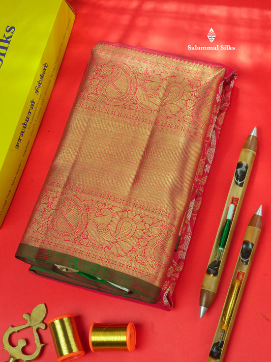 Red Pure Kanjivaram Silk Saree 4G Zari With Contrast Bottle Green Blouse