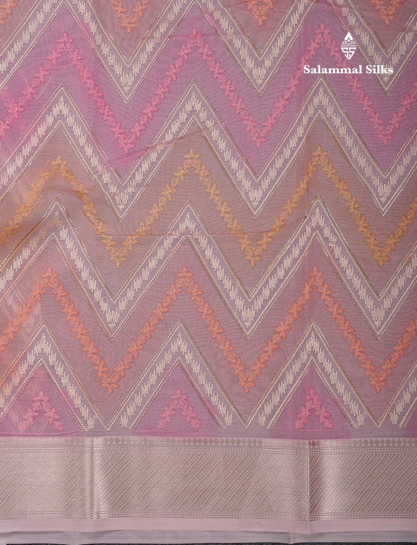 Beautiful Light Pink Zig-Zag Thread Work Semi Organza Fancy Saree With Traditional Border