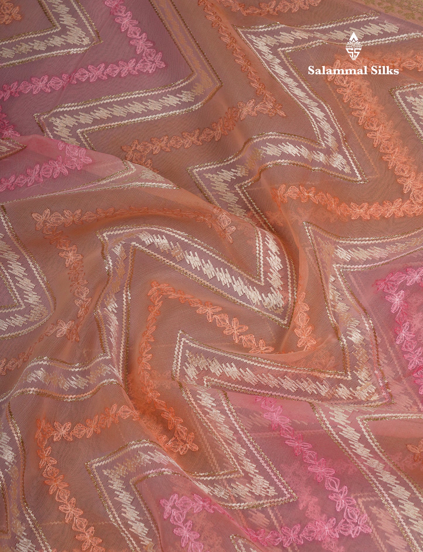 Beautiful Light Pink Zig-Zag Thread Work Semi Organza Fancy Saree With Traditional Border