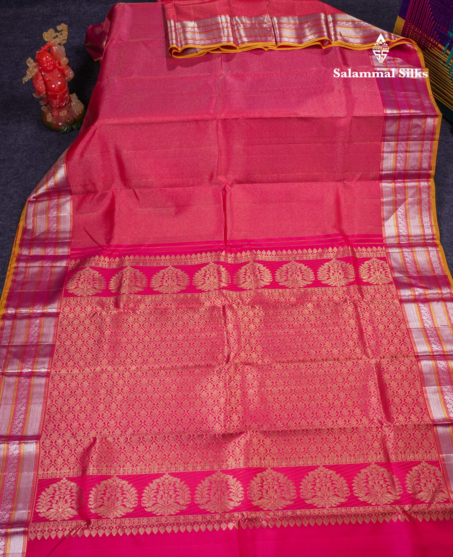 Beautiful Dual Tone Pink Pure Kanjivaram Silk Saree With Tarditional Border