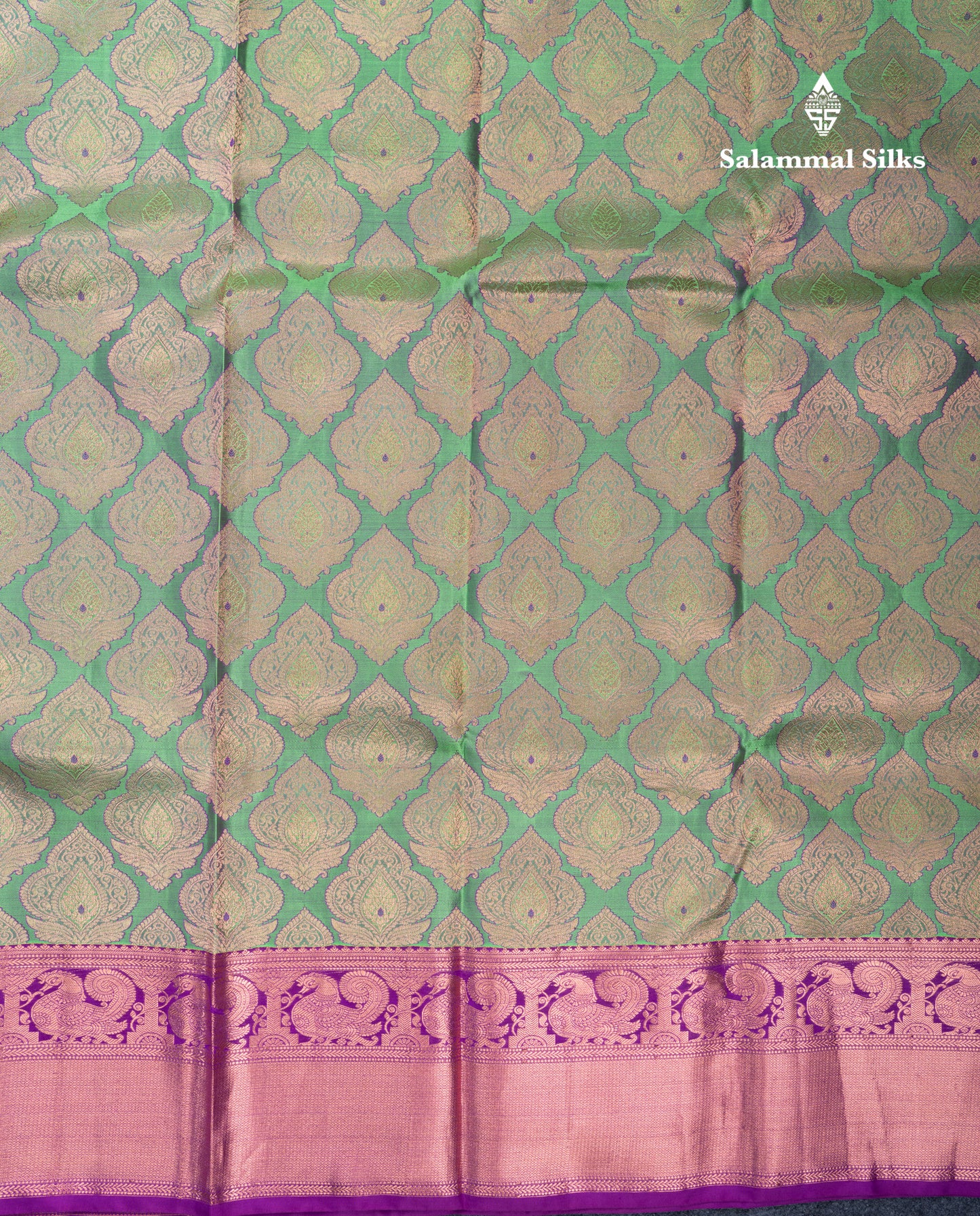 Dual Tone Green Bridal Pure Kanjivaram Silk Saree With Contrast Vadamalli Traditional Border