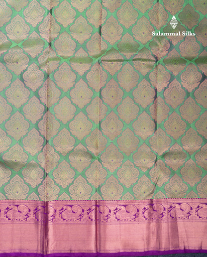 Dual Tone Green Bridal Pure Kanjivaram Silk Saree With Contrast Vadamalli Traditional Border