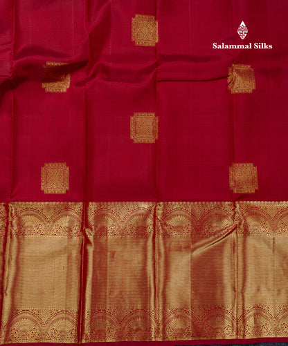 Beautiful Maroon Pure Kanjivaram Silk Saree With Contrast Bottle Green Blouse