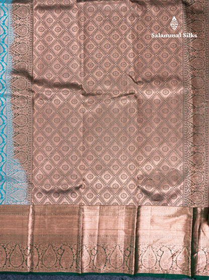 Dual Tone Light Ramar Blue Bridal Pure Kanjivaram Silk Saree With Contrast Bottle Green Traditional Evening Morning Border