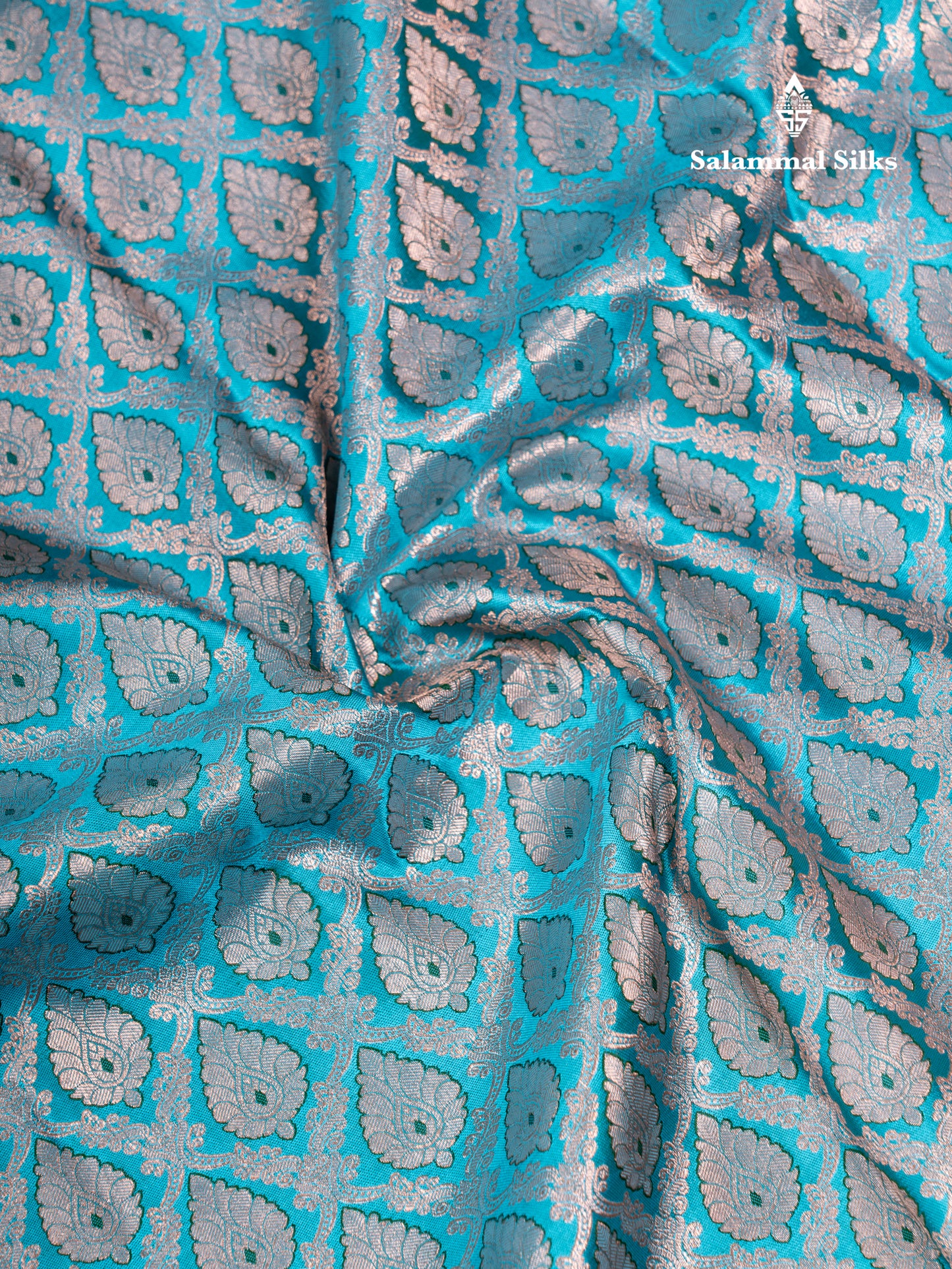 Dual Tone Light Ramar Blue Bridal Pure Kanjivaram Silk Saree With Contrast Bottle Green Traditional Evening Morning Border