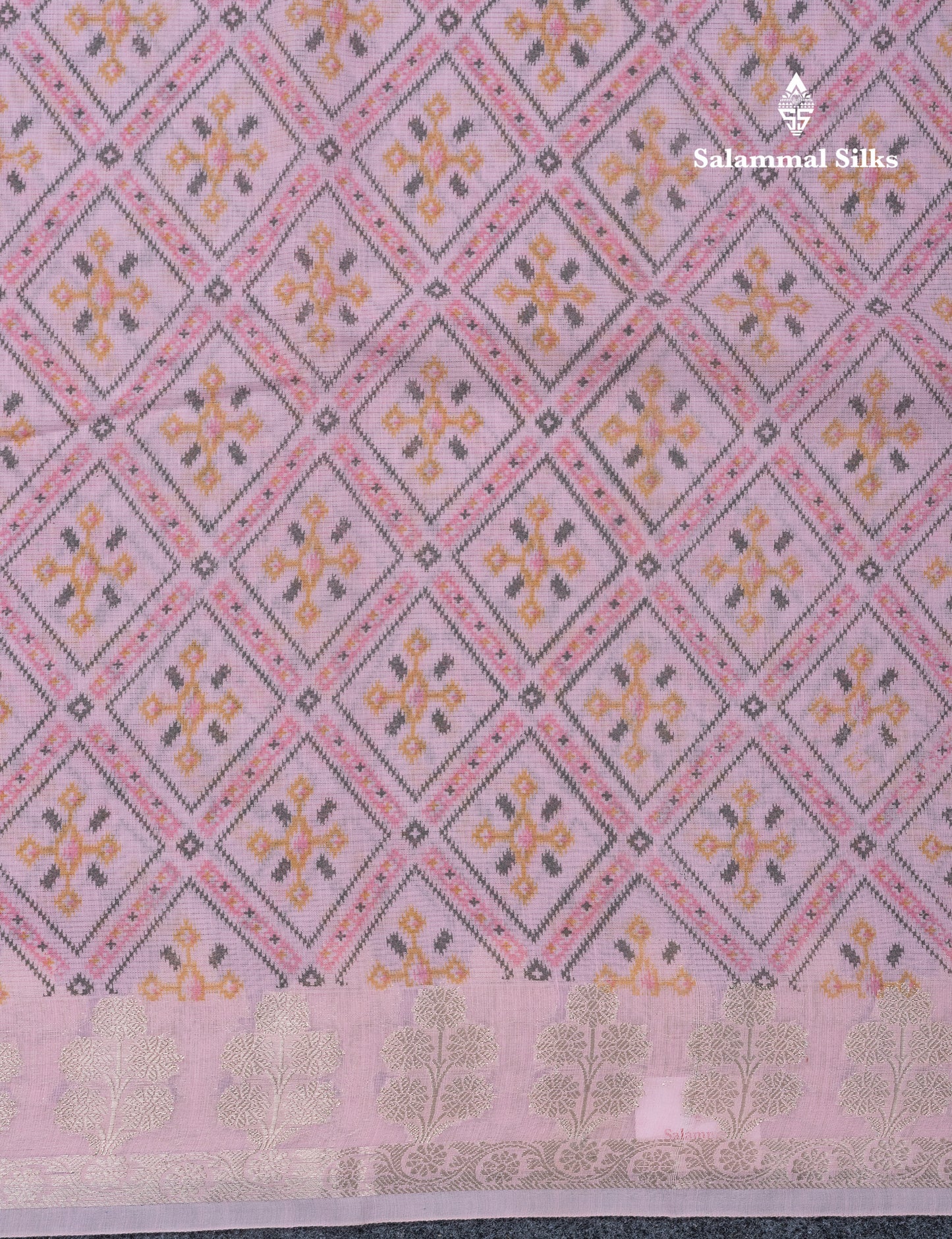 Beautiful Baby Pink Mixed Cotton Fancy Saree With Medium Border