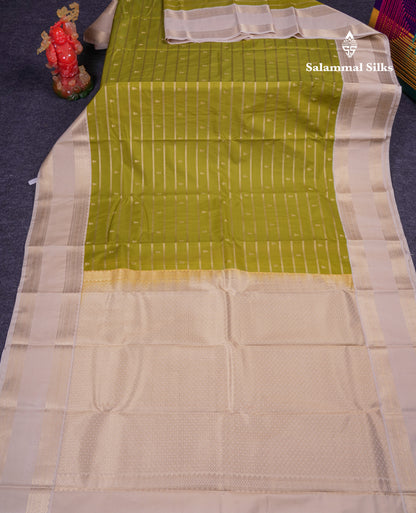 Beautiful Parrot Green Semi Silk Saree With Contrast Cream Sandal Traditional Rettapet Border