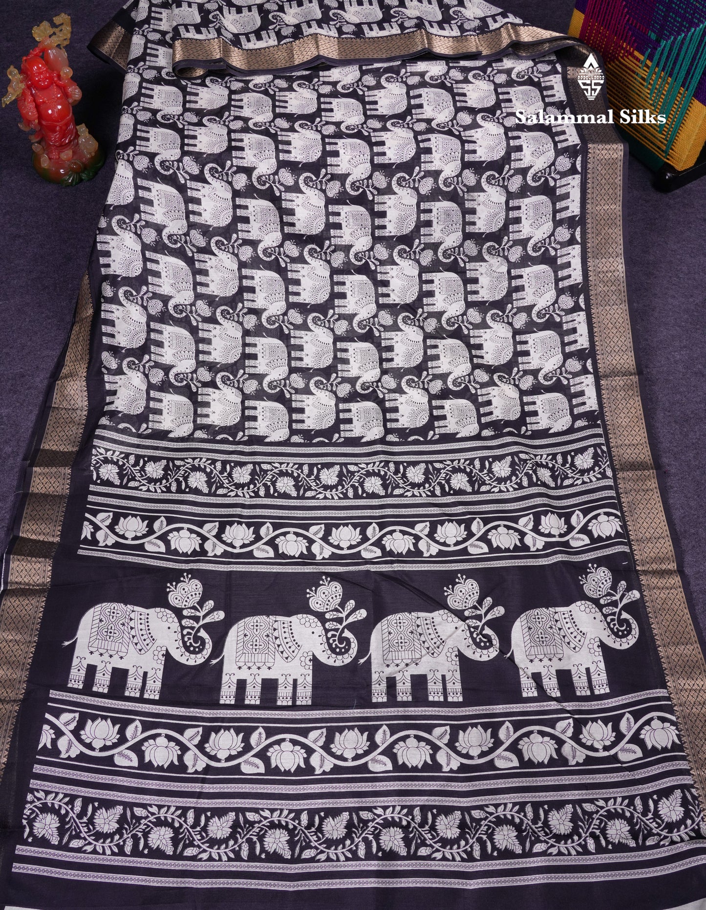Beautiful White Mahu Silk Fancy Saree With Contrast Black Blouse