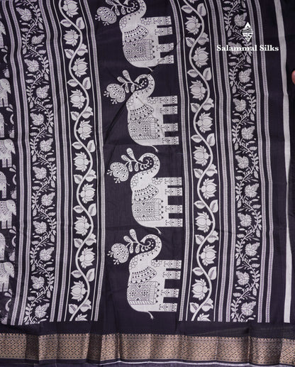 Beautiful White Mahu Silk Fancy Saree With Contrast Black Blouse