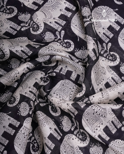 Beautiful White Mahu Silk Fancy Saree With Contrast Black Blouse