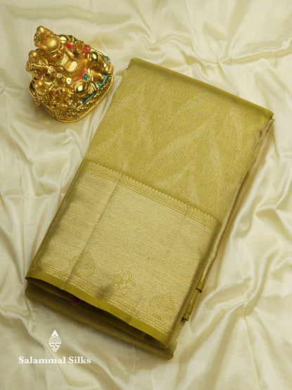 Manthulir Green Pure Kanjivaram Silk Saree With Gold Zari Border
