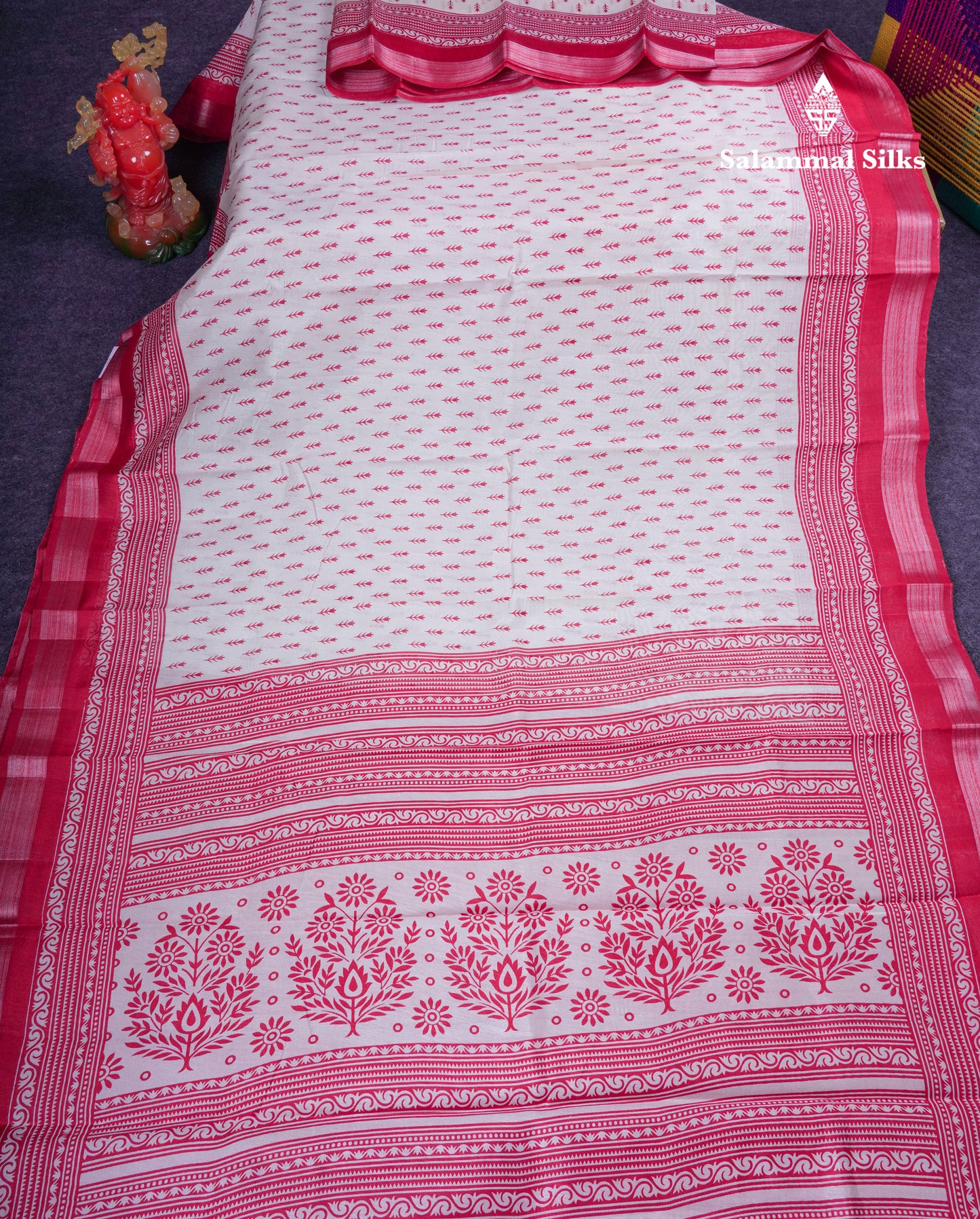 Beautiful White Mahu Silk Fancy Saree With Contrast Red Tissue Border
