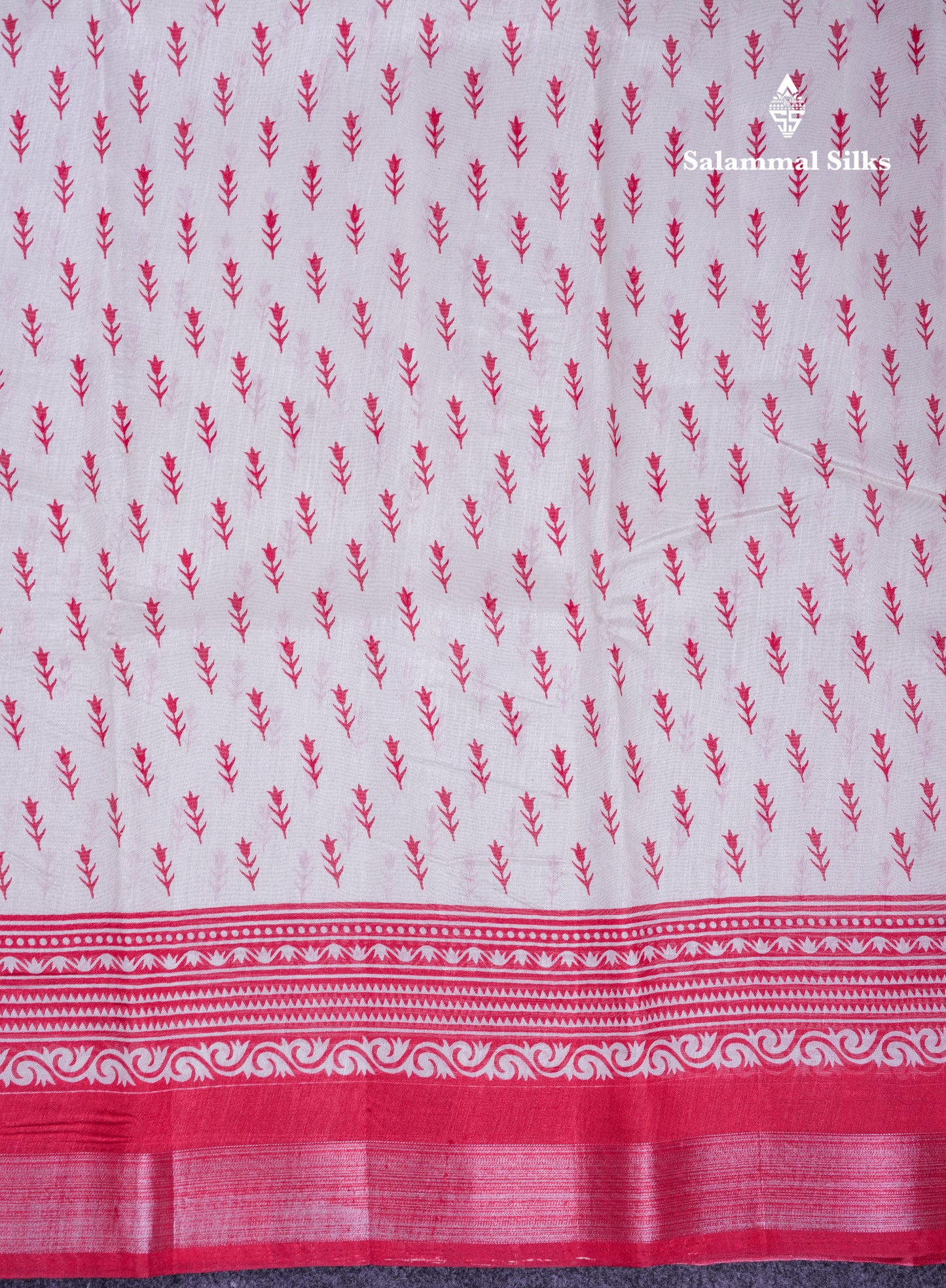 Beautiful White Mahu Silk Fancy Saree With Contrast Red Tissue Border