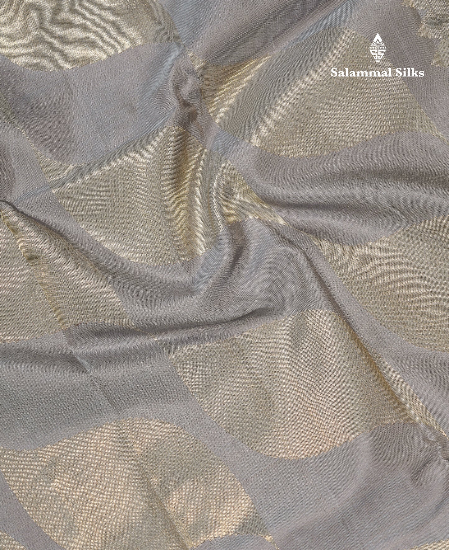 Beautiful Light Grey 8 Kol Pure Kanjivaram Silk Saree With Blouse