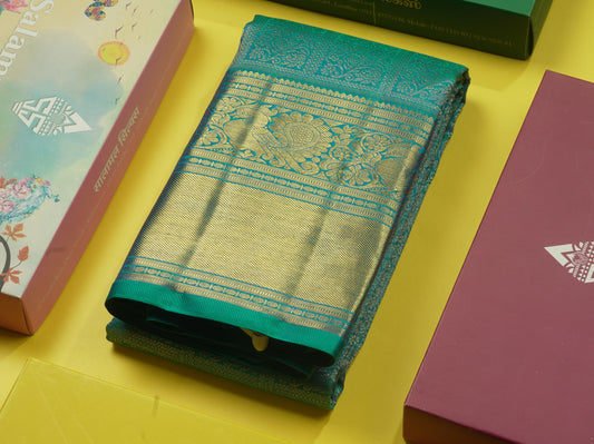 Peacock Green Pure Kanjivaram Silk Saree (2G) Zari With Traditional Self Border