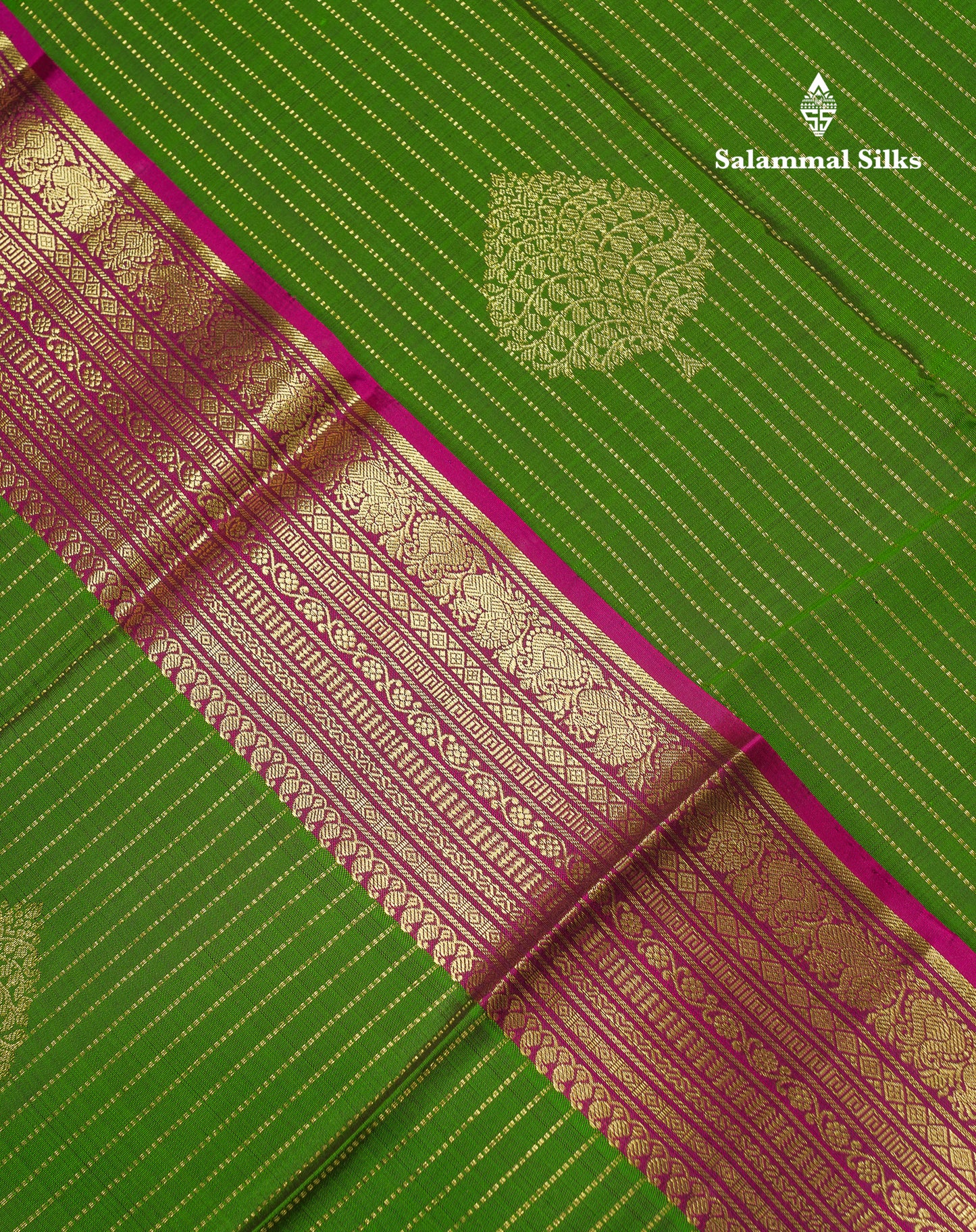 Beautiful Green Pure Kanjivaram Silk Saree With Contrast Magenta Traditional Evening Morning Border