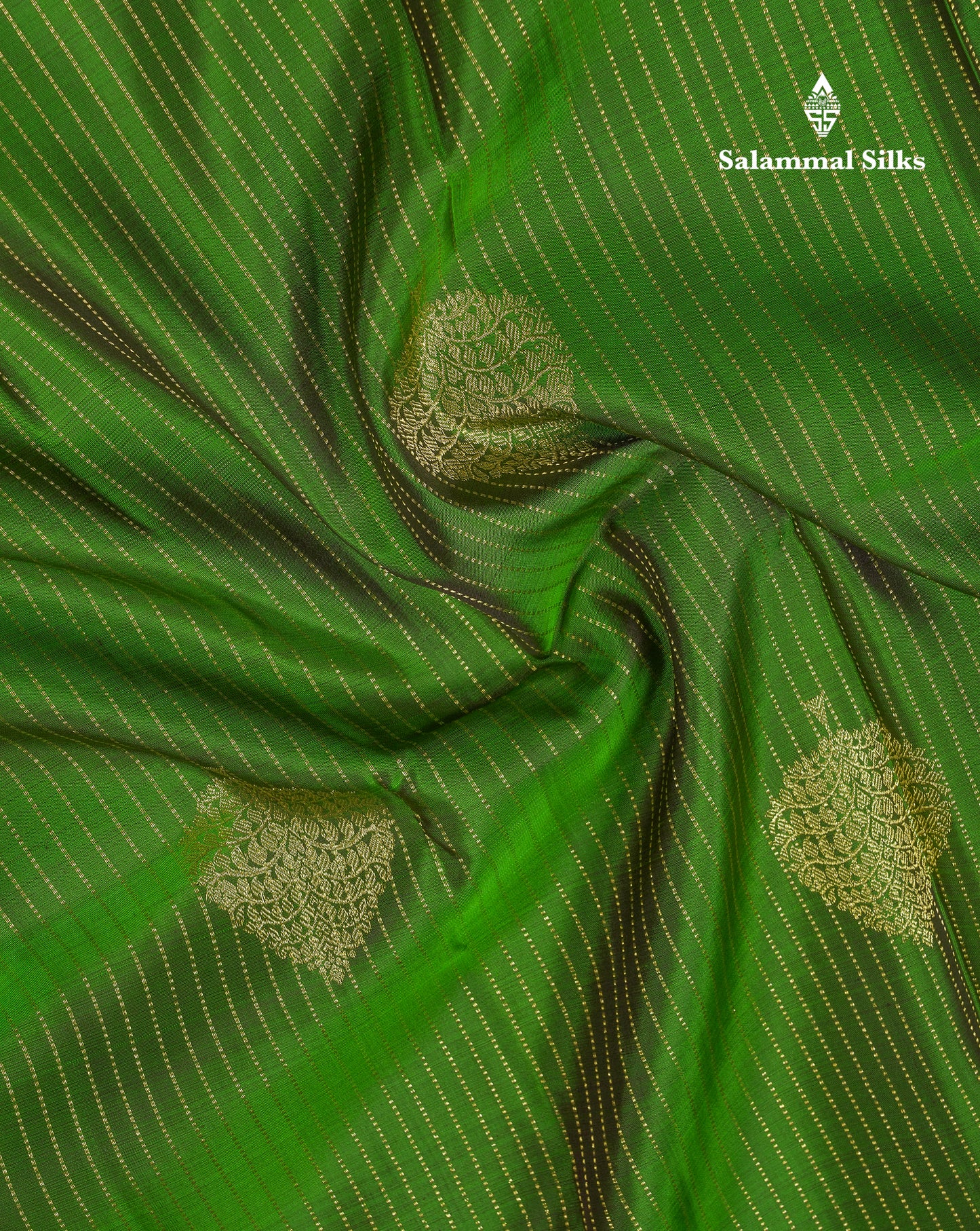 Beautiful Green Pure Kanjivaram Silk Saree With Contrast Magenta Traditional Evening Morning Border