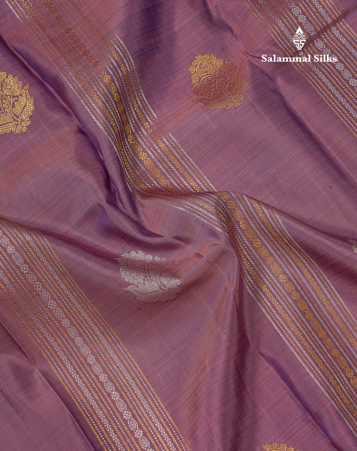 Beautiful Light Violet Pure Kanjivaram Silk Saree With Contrast Navy Blue Traditional Medium Border