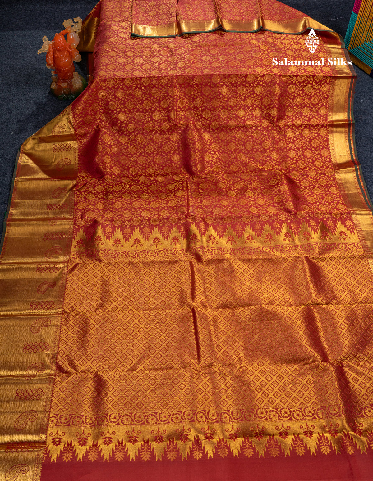Maroon Bridal Pure Kanjivaram Silk Saree With Traditional Evening Morning Border