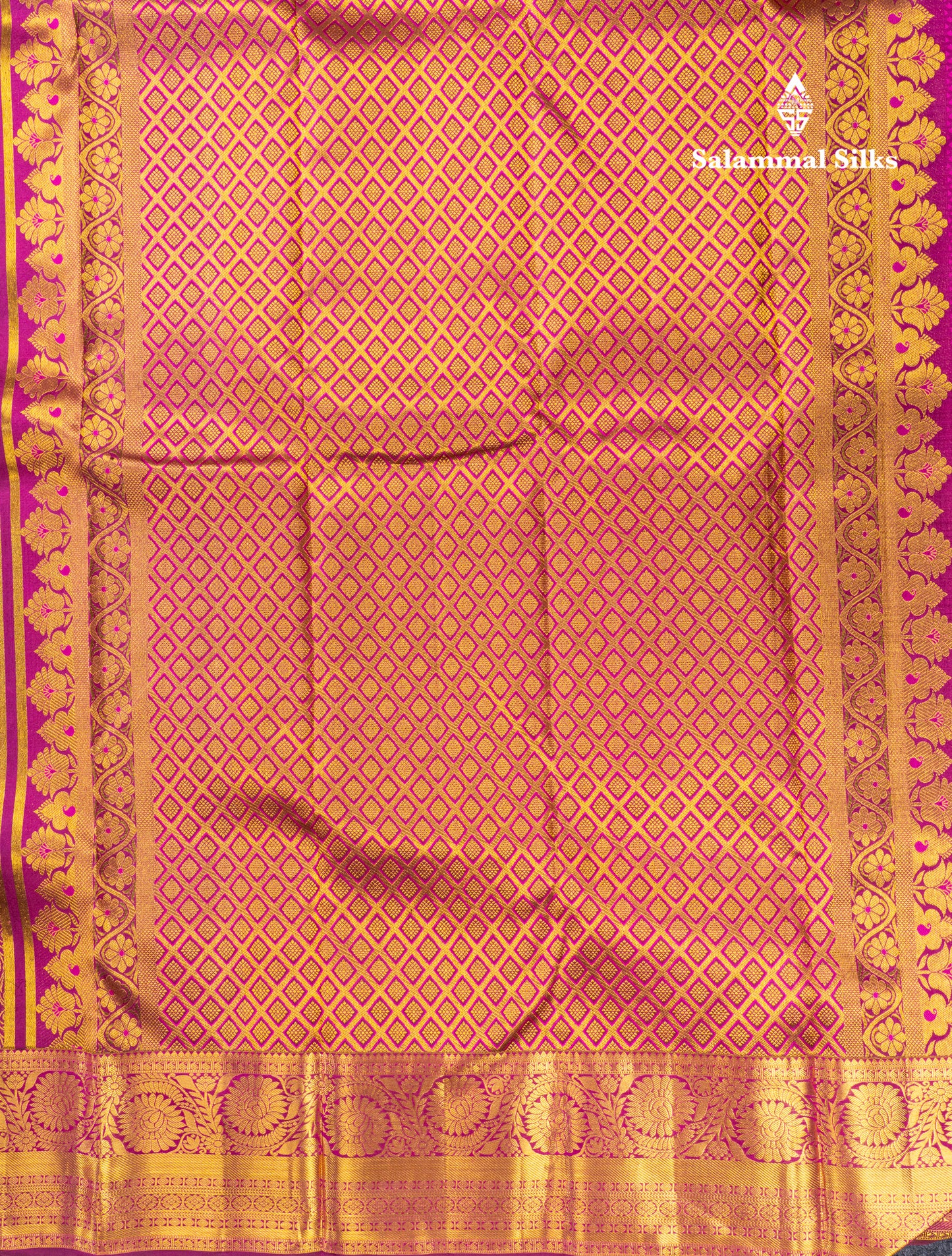 Magenta Bridal Pure Kanjivaram Silk Saree With Traditional Border