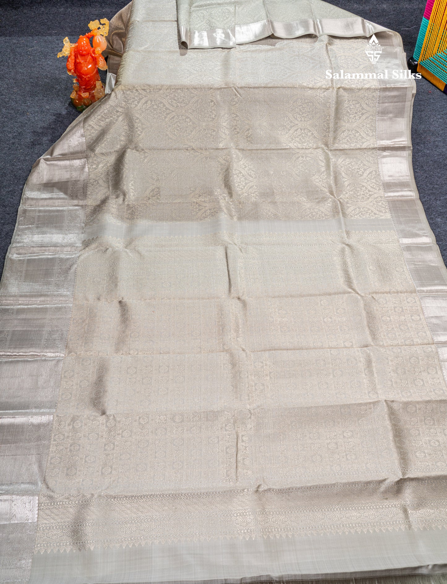 Greenish Grey Bridal Pure Kanjivaram Silk Saree With Traditional Evening Morning Border