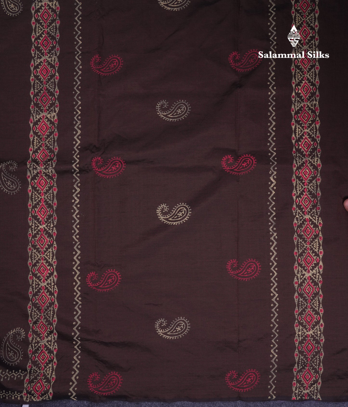 Beautiful Brown South Cotton Printed Saree With Contrast Cream Grey Blouse