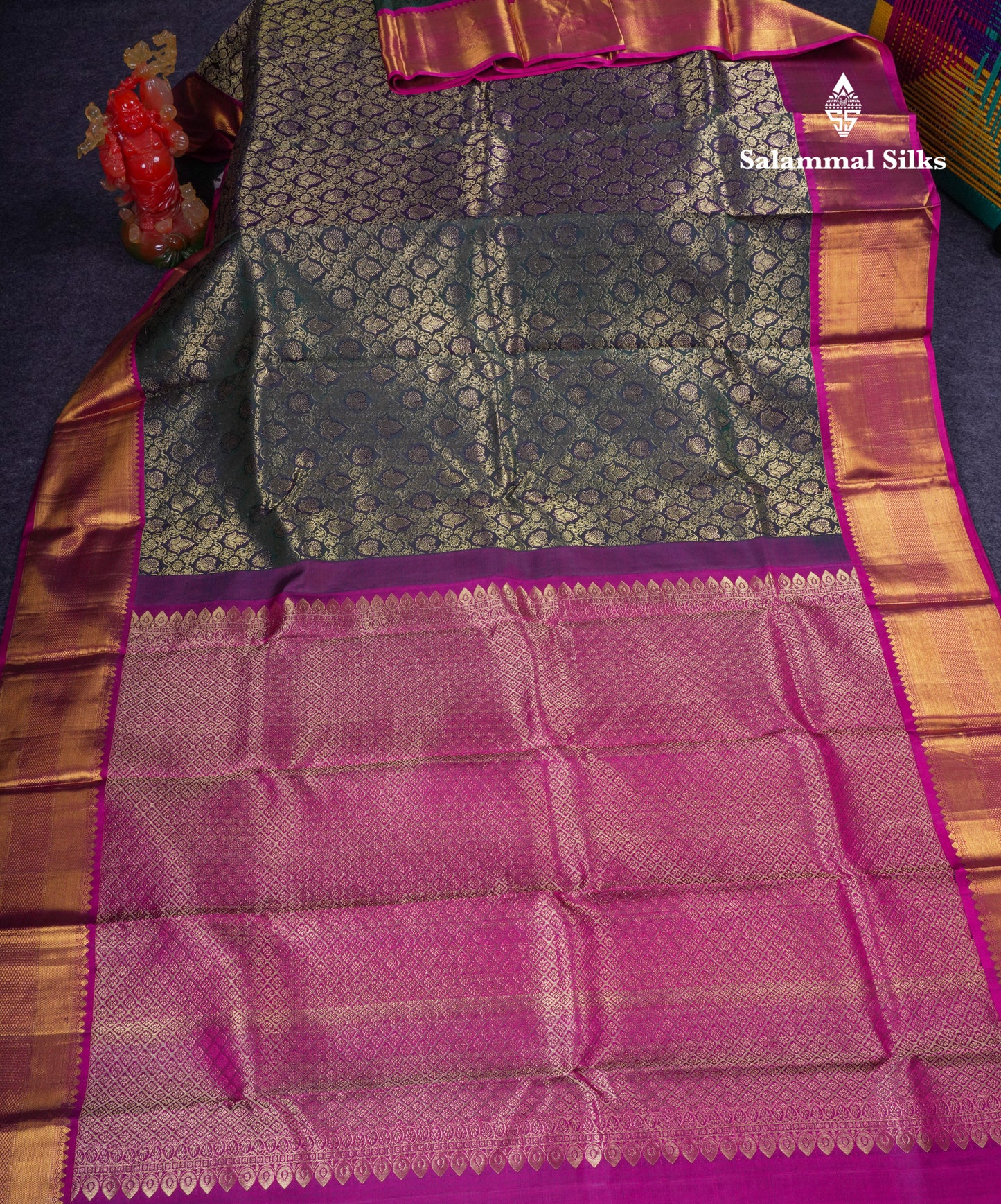Beautiful Dark Bottle Green Bridal Pure Kanjivaram Silk Saree With Contrast Magenta Traditional Border