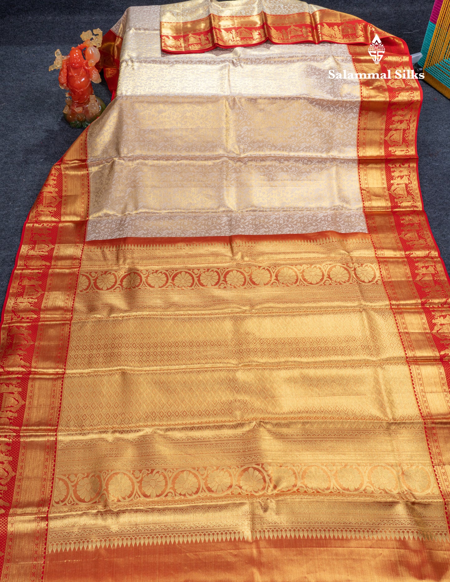 Beautiful Beige Tissue Bridal Pure Kanjivaram Silk Saree With Contrast Chilly Red Traditional Pallaku Border