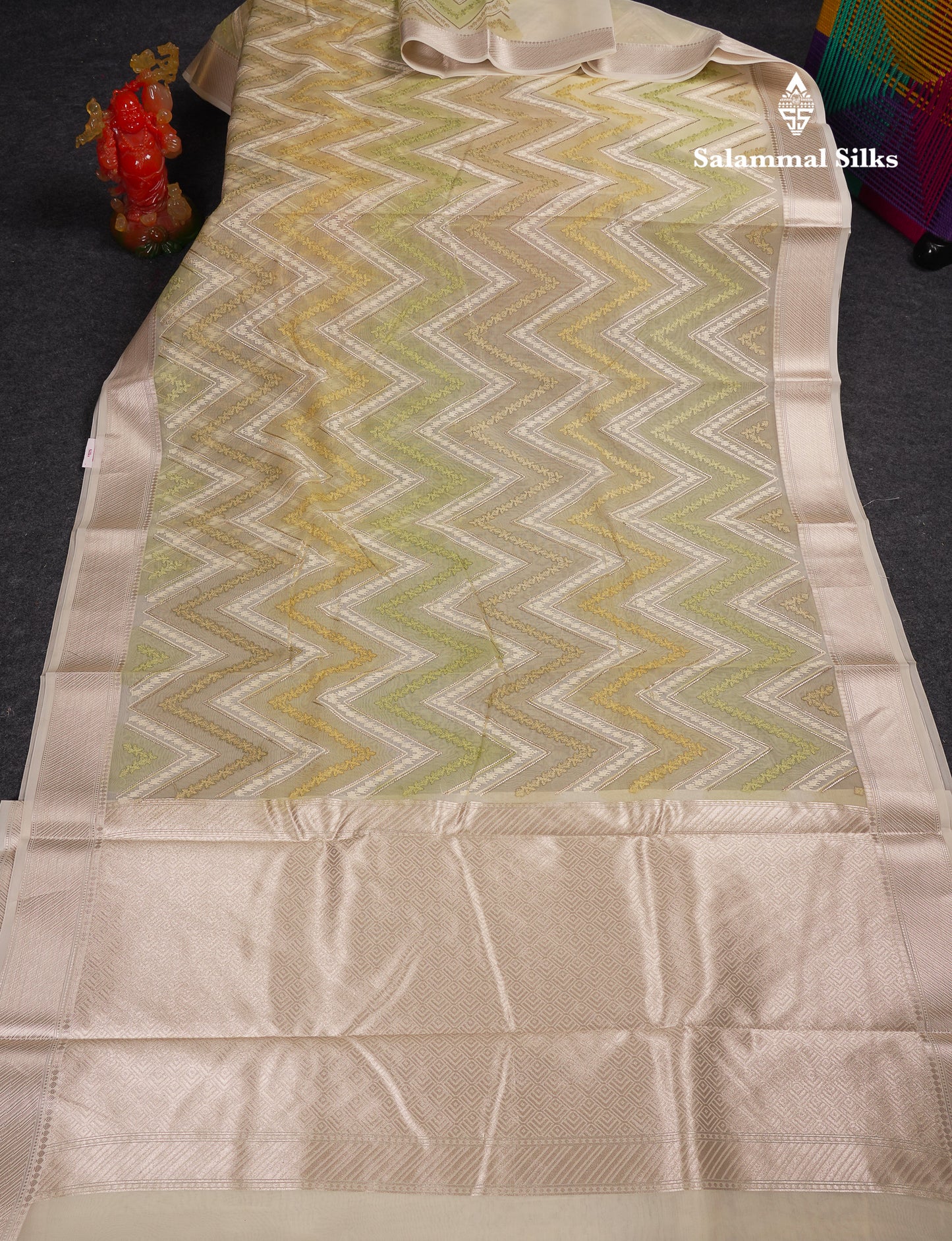 Beautiful Dark Peach Zig-Zag Thread Work Semi Organza Fancy Saree With Traditional Border