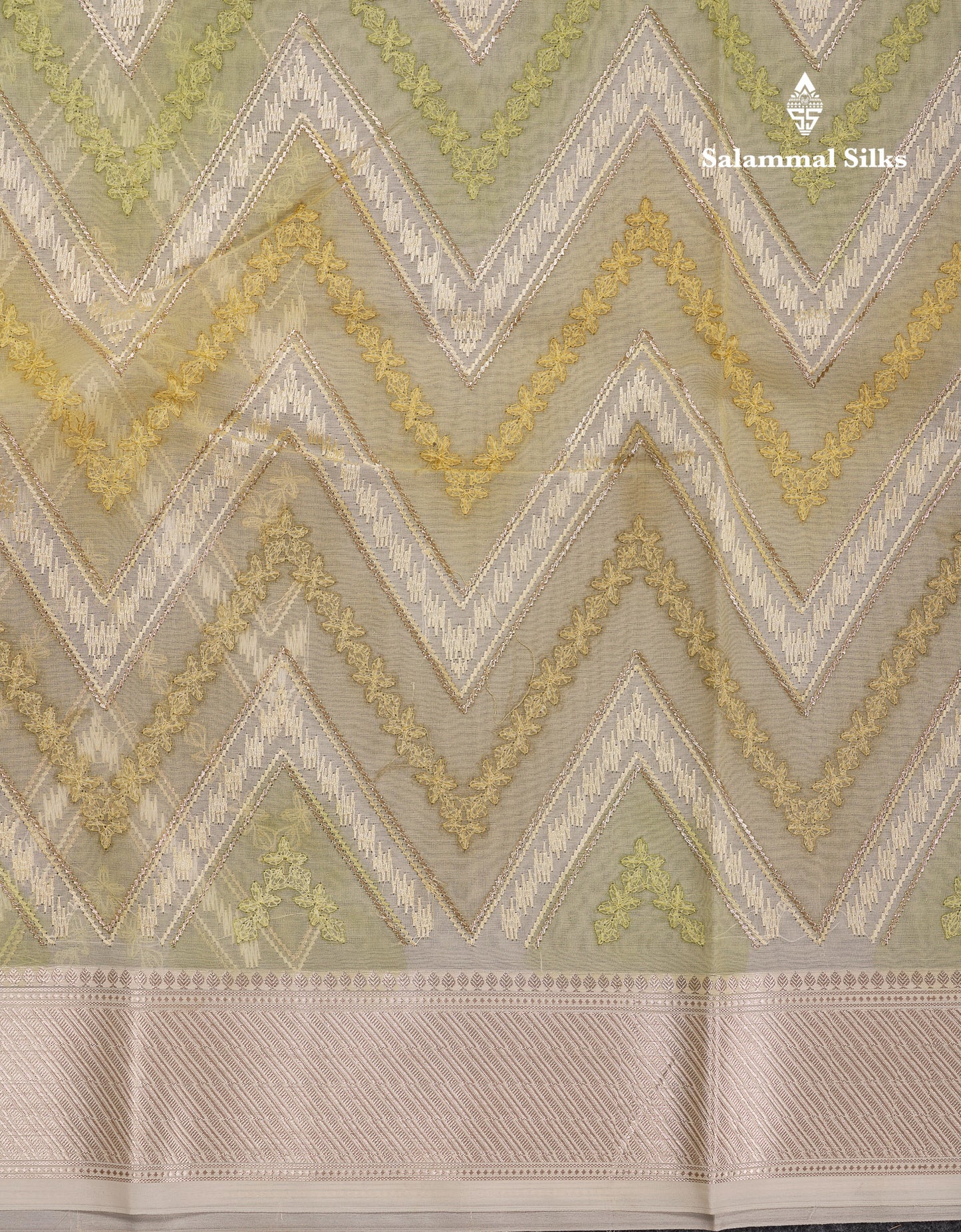 Beautiful Dark Peach Zig-Zag Thread Work Semi Organza Fancy Saree With Traditional Border