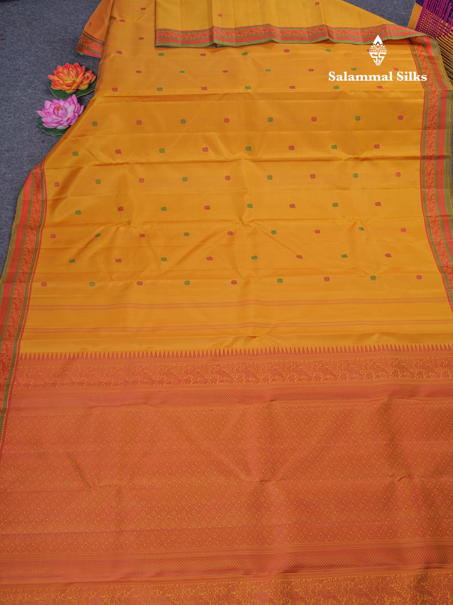 Yellow Thread Work Beautiful Pure Kanjivaram Silk Saree With Thread Work Border