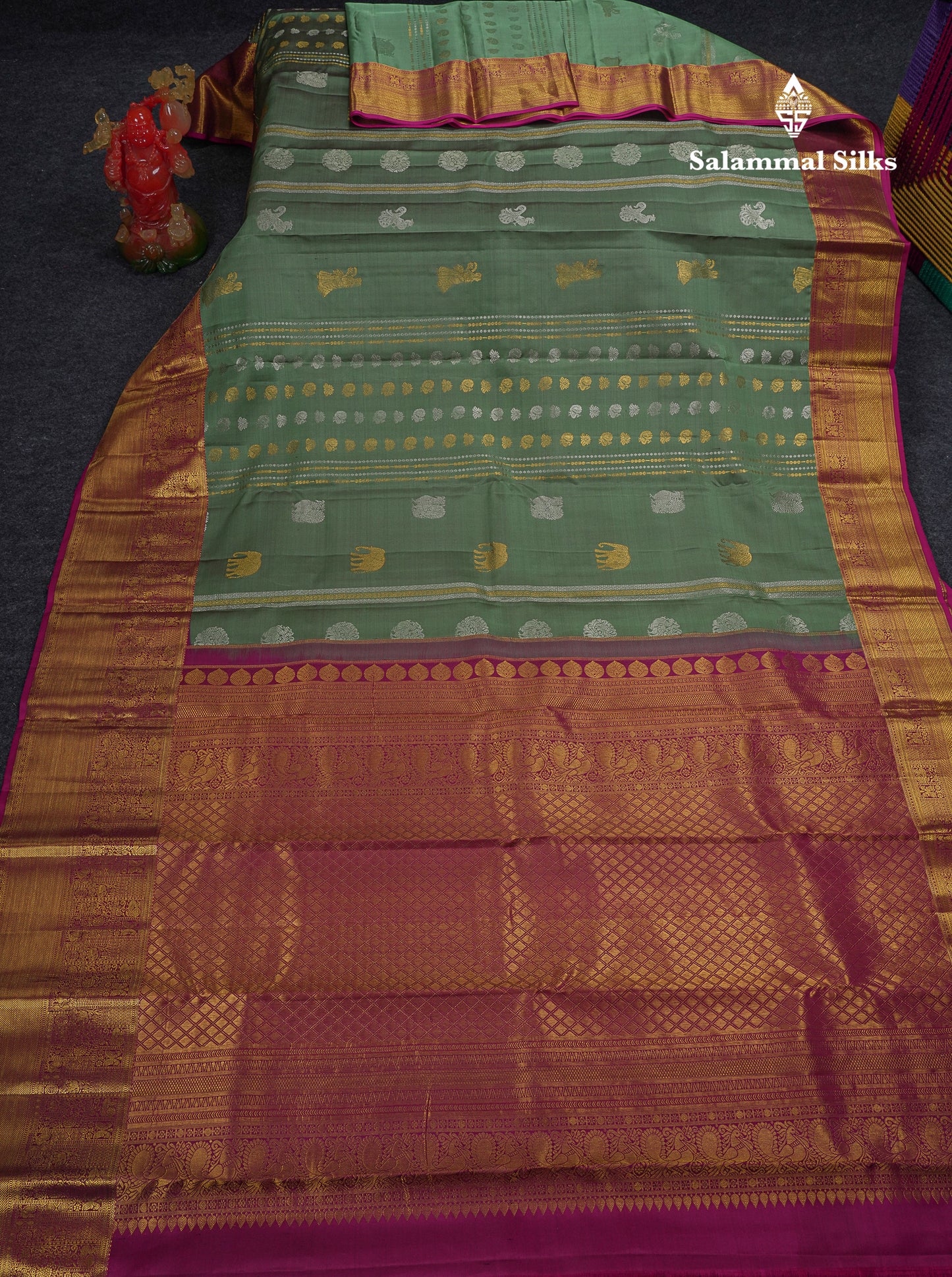 Beautiful Dual Tone Olive Green Pure Kanjivaram Silk Saree With Contrast Magenta Traditional Evening Morning Border