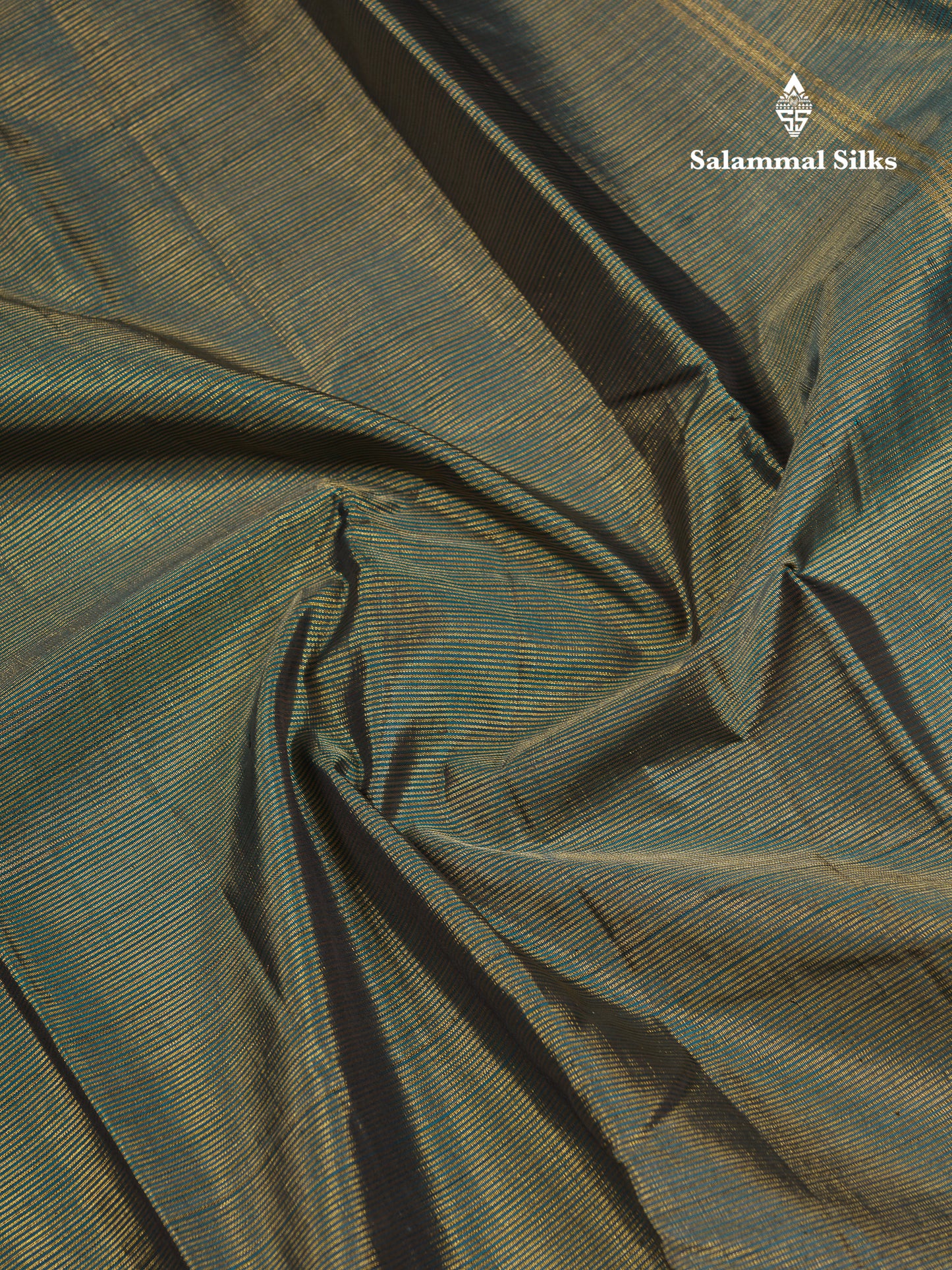 Beautiful Ramar Blue With Zari Lines Pure Kanjivaram Silk Saree With Contrast Black Traditional Gap Border
