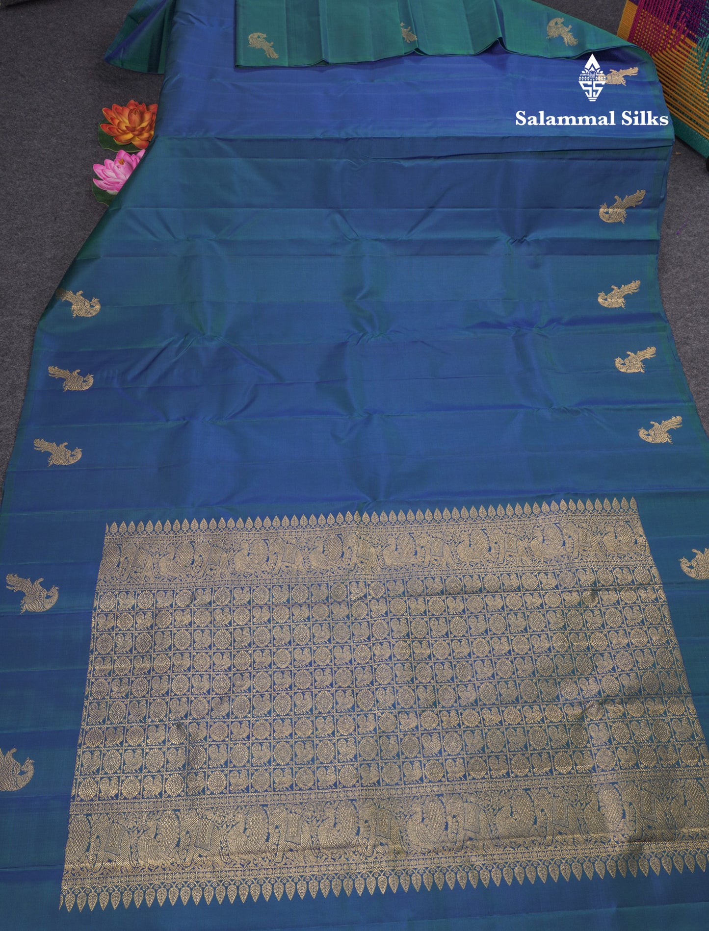 Peacock Blue Beautiful Pure Kanjivaram Silk Saree With Grand Pallu