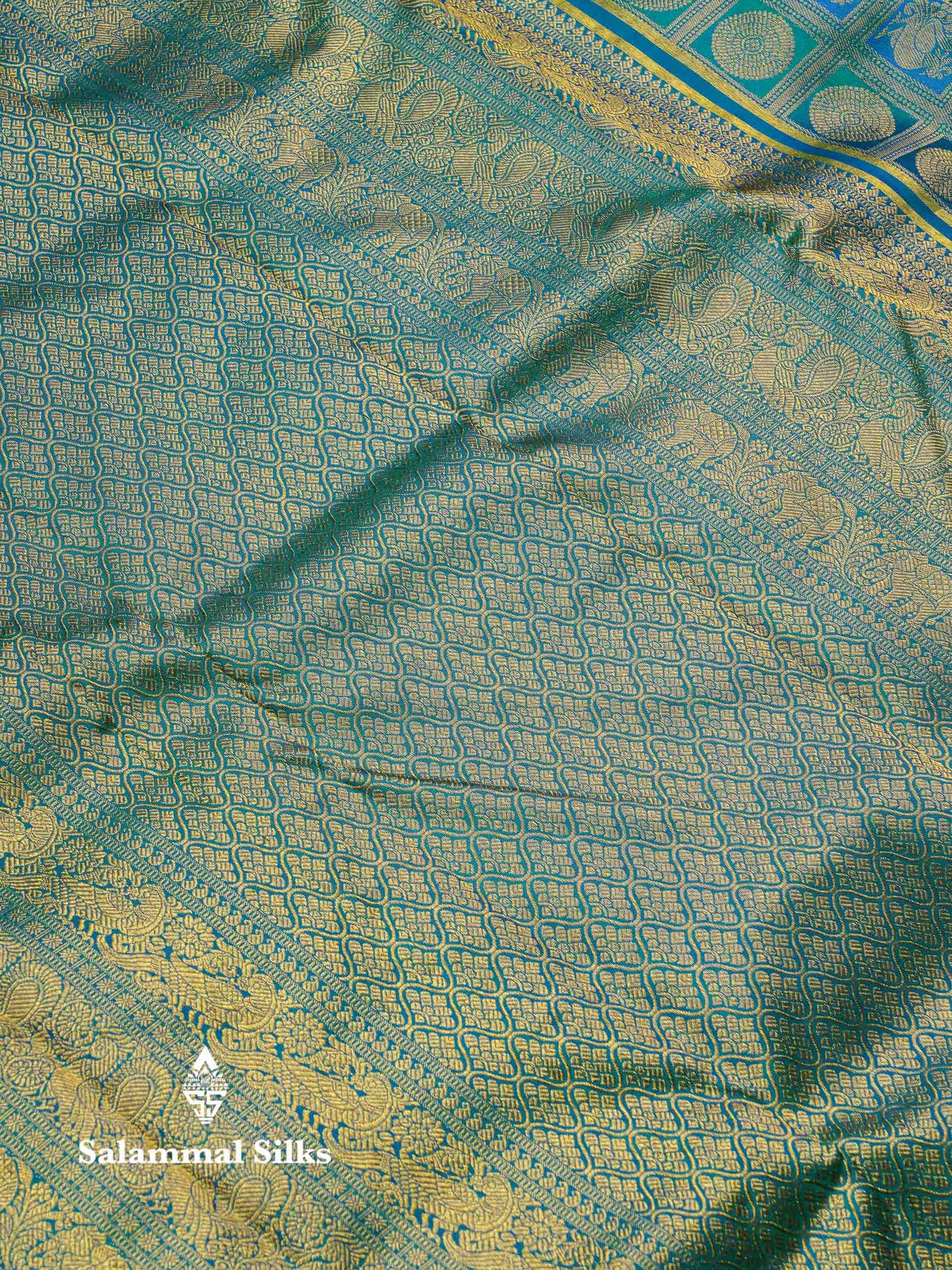 Beautiful Dual Tone Peacock Blue Bridal Pure Kanjivaram Silk Saree With Traditional Border