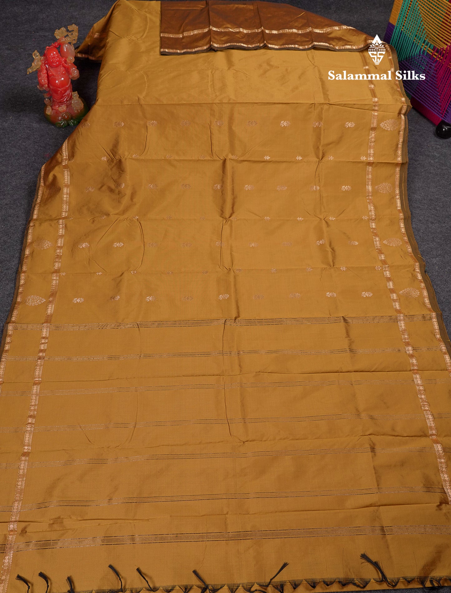 Beautiful Grey Semi Silk Saree With Tarditional Rettapet Border