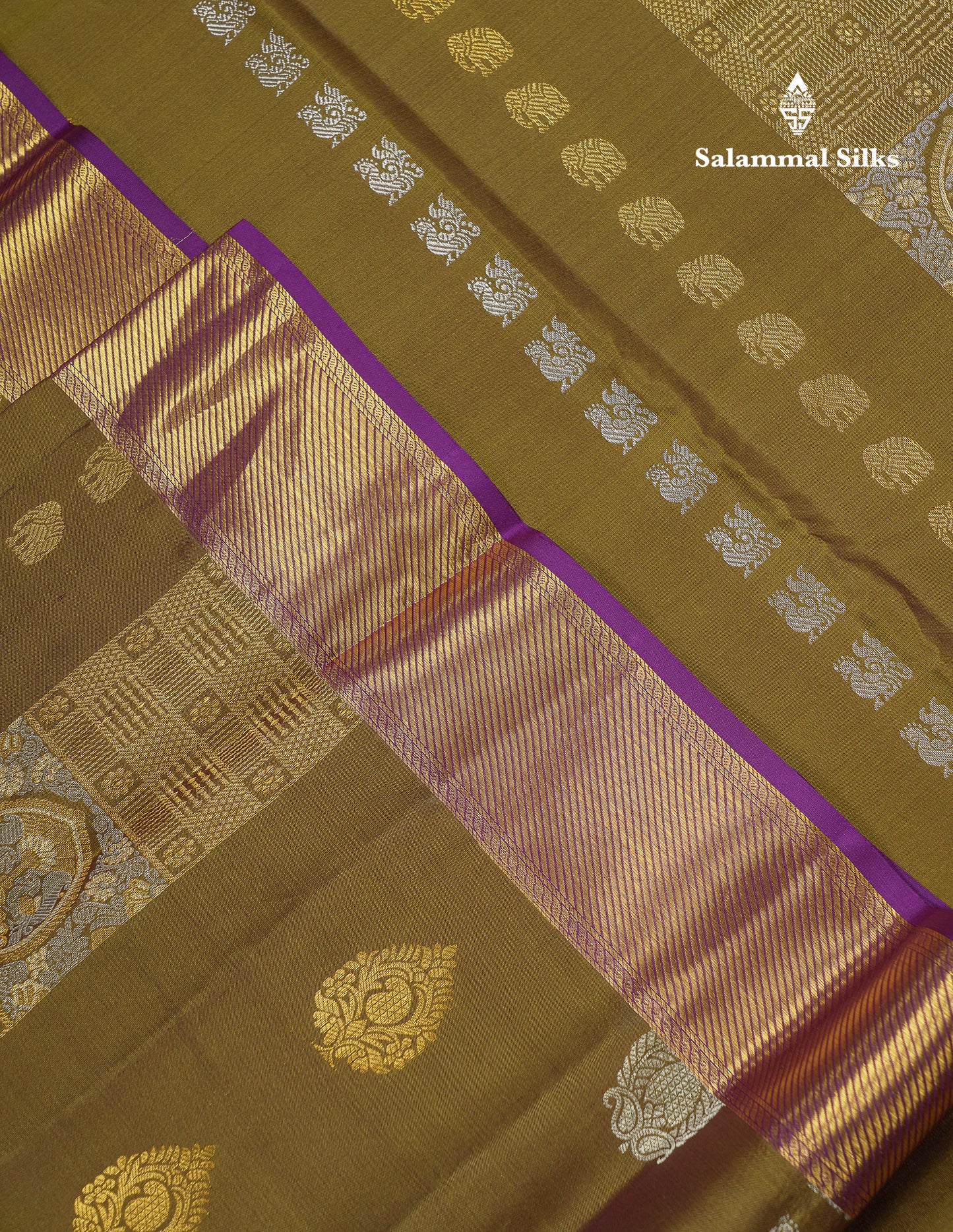 Beautiful Mehandi Green Pure Kanjivaram Silk Saree With Contrast Magenta Traditional Evening Morning Border