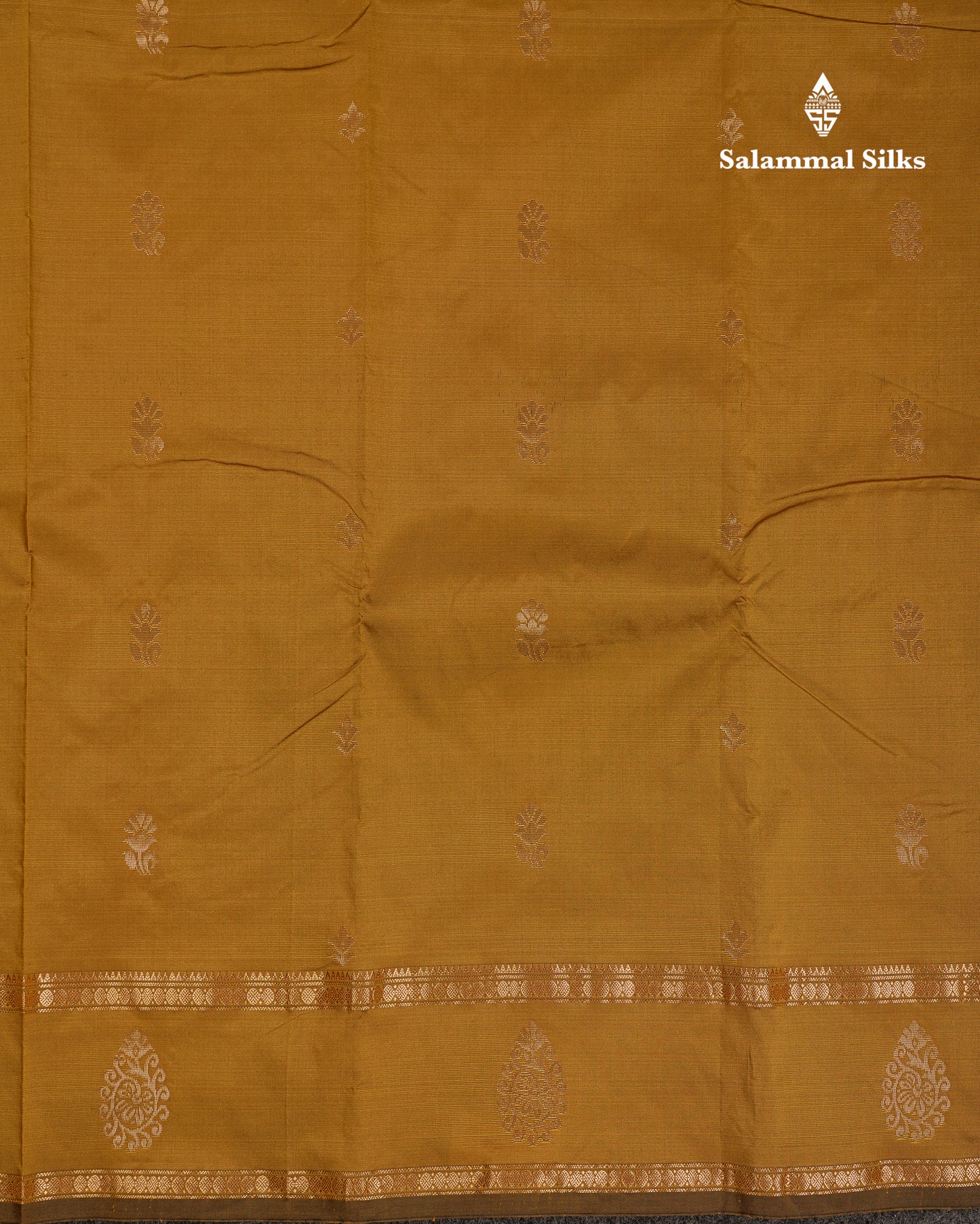 Beautiful Grey Semi Silk Saree With Tarditional Rettapet Border