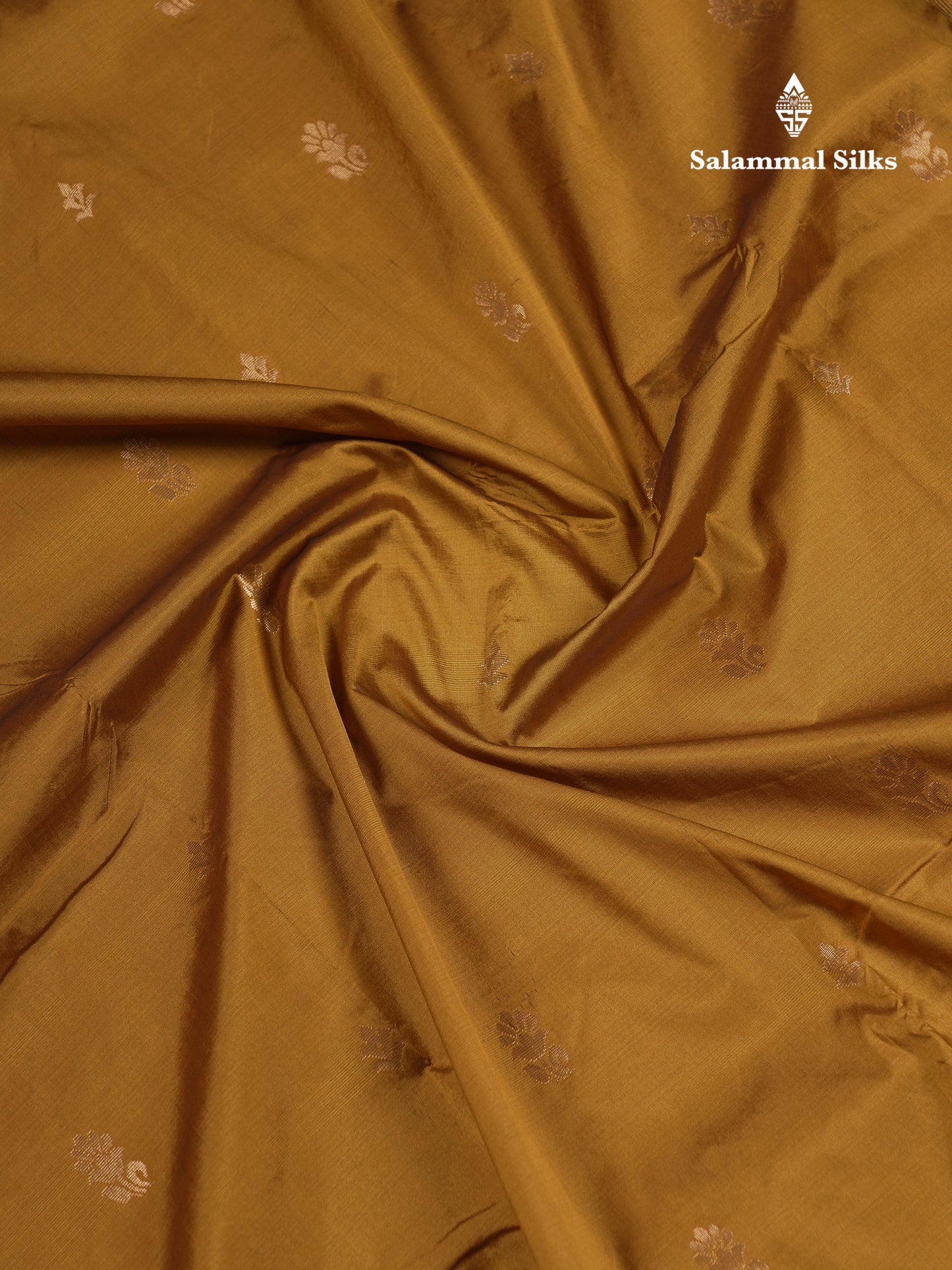 Beautiful Grey Semi Silk Saree With Tarditional Rettapet Border
